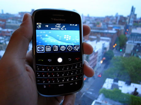 blackberry-bold-9000-2