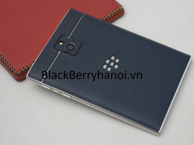 blackberry-passport-39