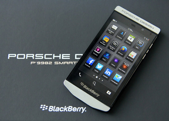 blackberry-porsche-design-p9982-hieu-nang (2)